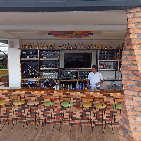 Alto Verde Hotel Guatapé Eksteriør billede